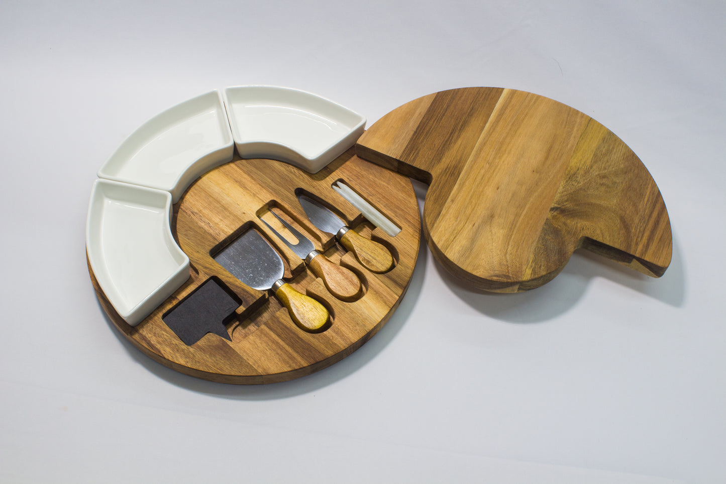 Cheese Cutting Board w Cutlery Set